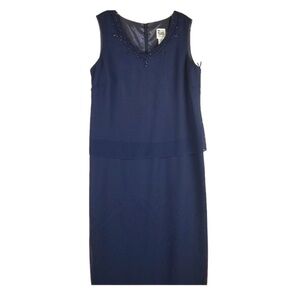 R & M RICHARDS sleeveless formal gown